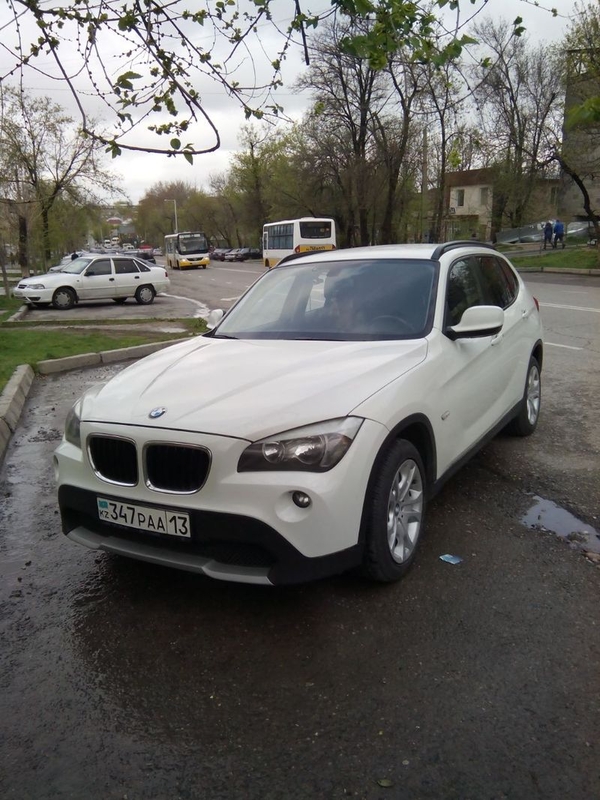 Продам BMW X1, 2011 г.в, в отличном состоянии  4