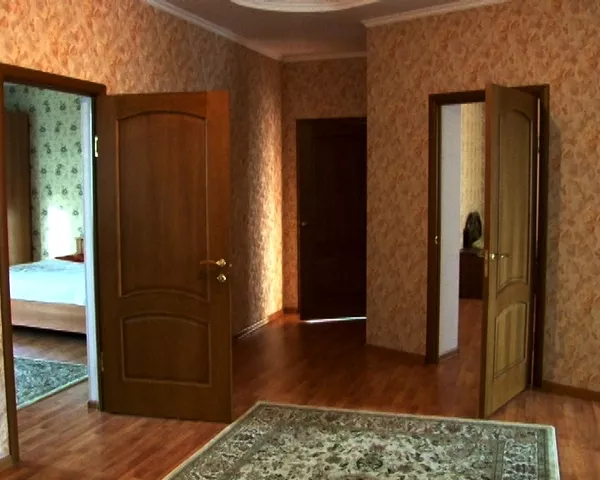 Продам дом в Шымкенте Дом 7-комнатный (436 м2,  20 соток) за 375 000 $  6